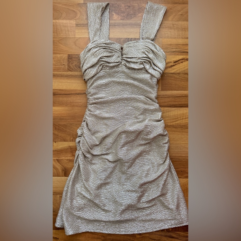 Strapless Ruched Metallic Cocktail Dress - Champagne